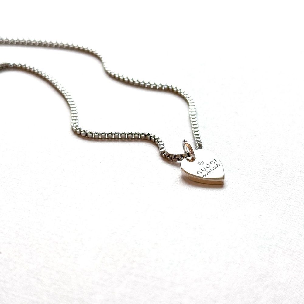 Gucci .925 Silver Heart Pendant on Chain/Necklace